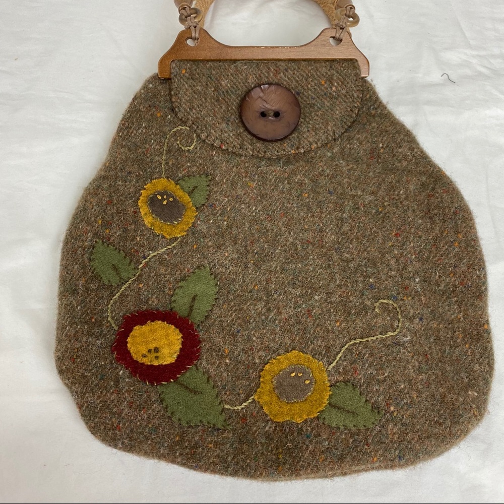 Cute Small boho Wool Purse with Floral Design